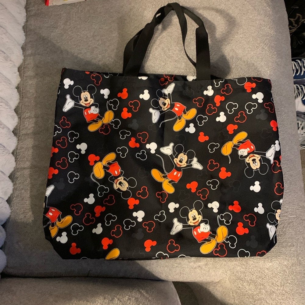 Mickey cruise castaway Tote bag